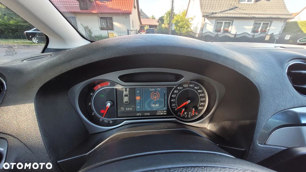 Ford S-Max 2.0 TDCi DPF Business Edition - 32