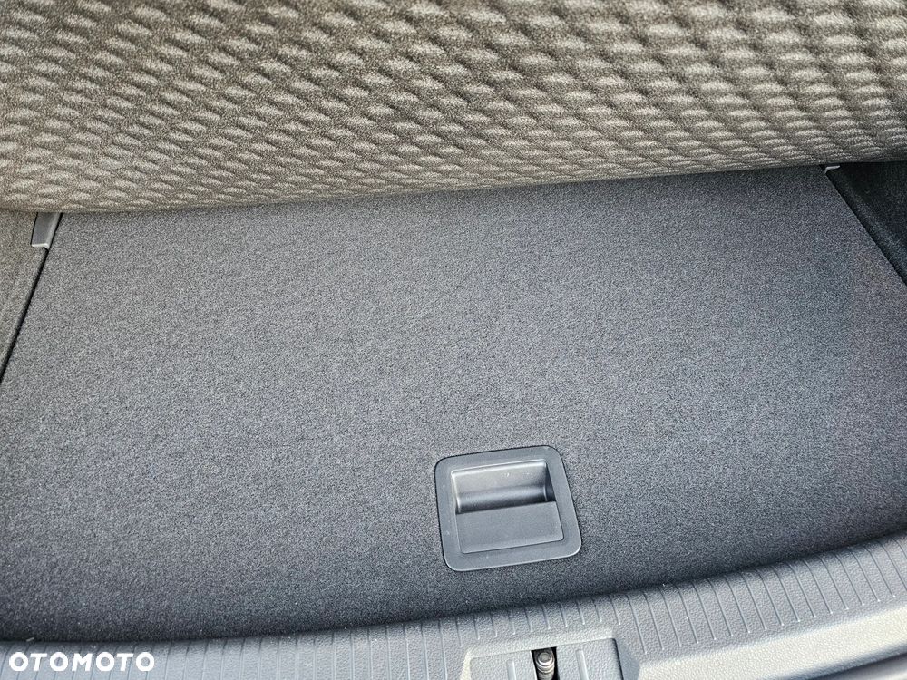 Volkswagen Golf 1.5 TSI BMT Evo Highline - 23
