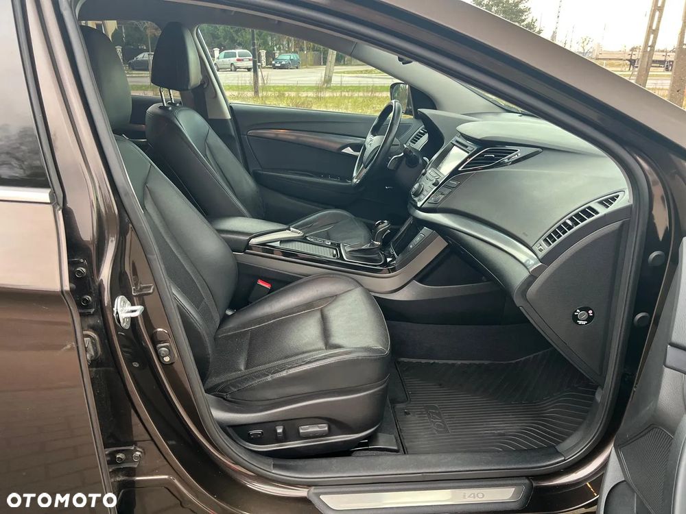 Hyundai i40 Kombi 1.7 CRDi DCT Trend - 11