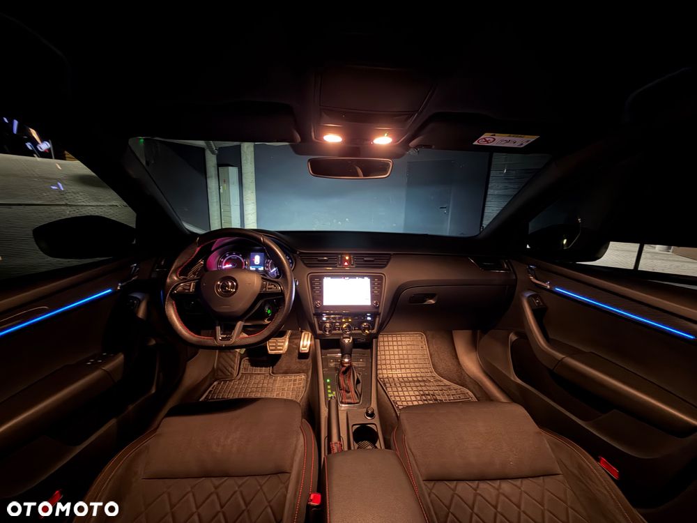 Skoda Octavia 2.0 TSI RS 245 DSG - 18