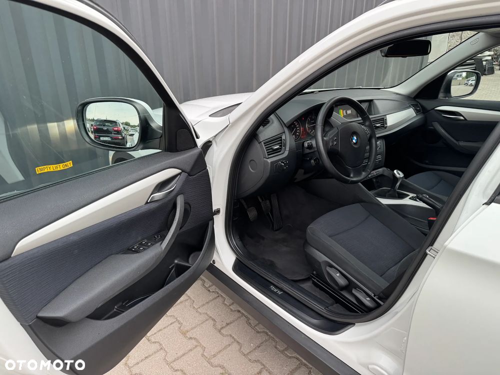 BMW X1 sDrive18d - 13