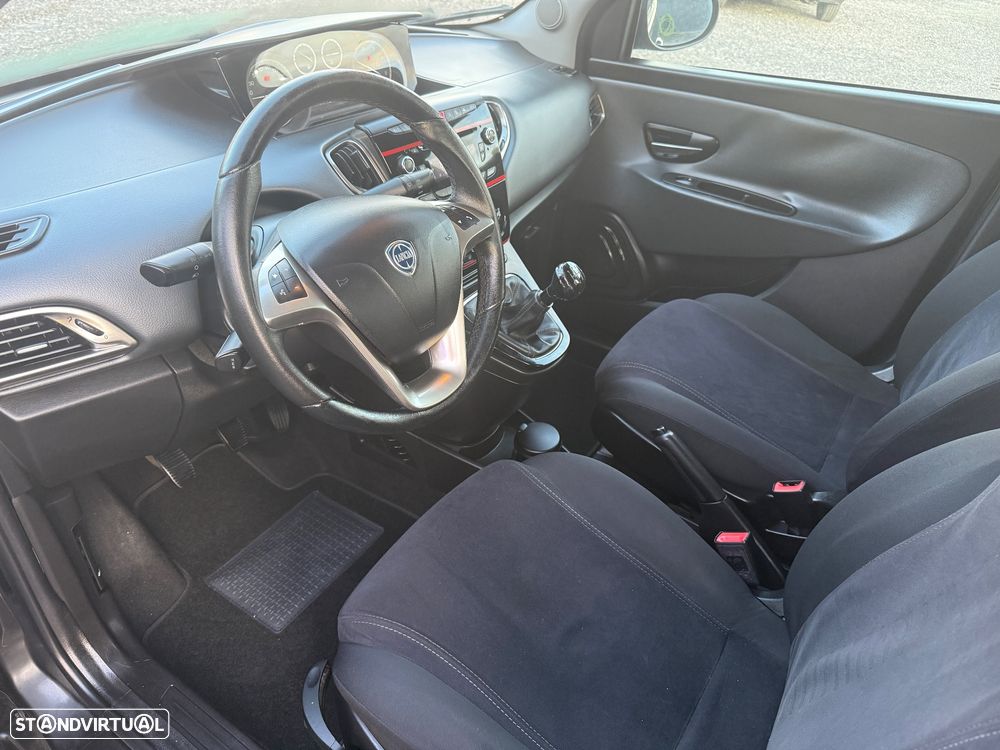 Lancia Ypsilon 1.3 M-jet S&S Gold - 8