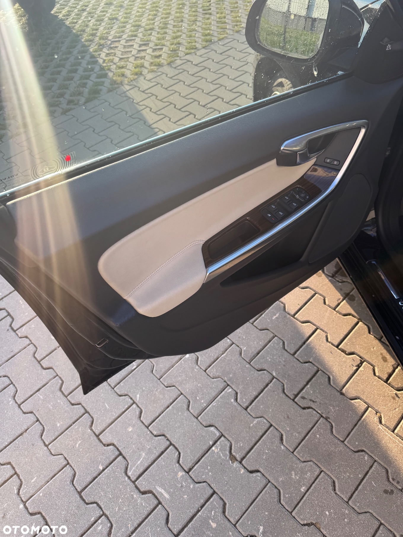 Volvo S60 D5 AWD - 13