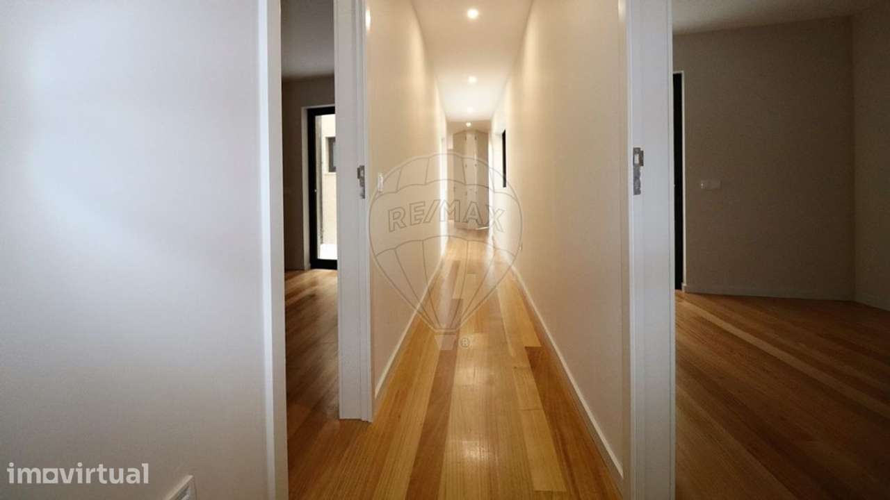 Apartamento T4 para venda - Grande imagem: 3/26
