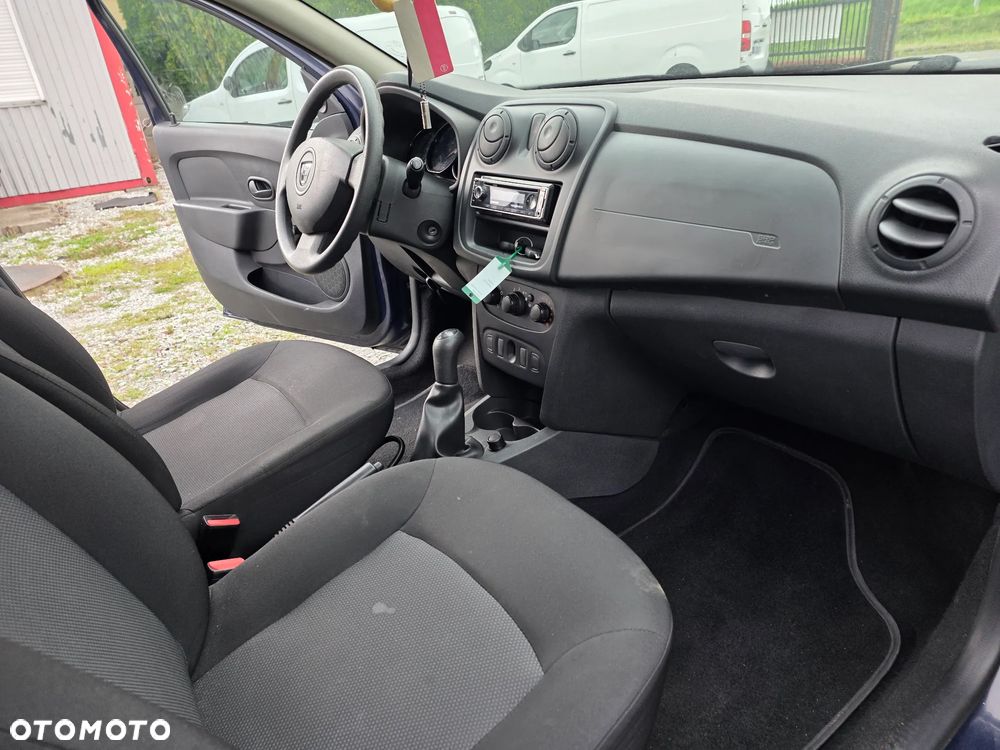 Dacia Logan 1.2 16V 75 Laureate - 27