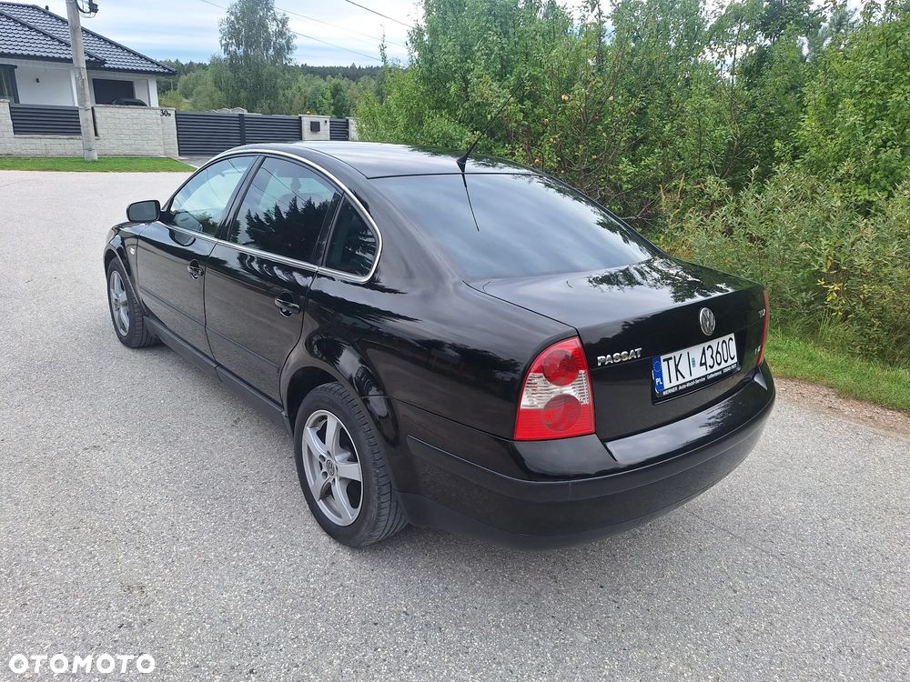 Volkswagen Passat 1.9 TDI Family - 3