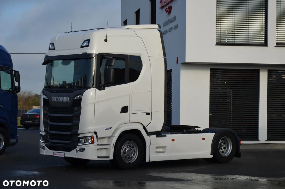 Scania S 460 / 2023r. / KLIMA P. / ACC / NAVI / FULL LED / WAGA / MIKROFALA / DE 8011 - 2