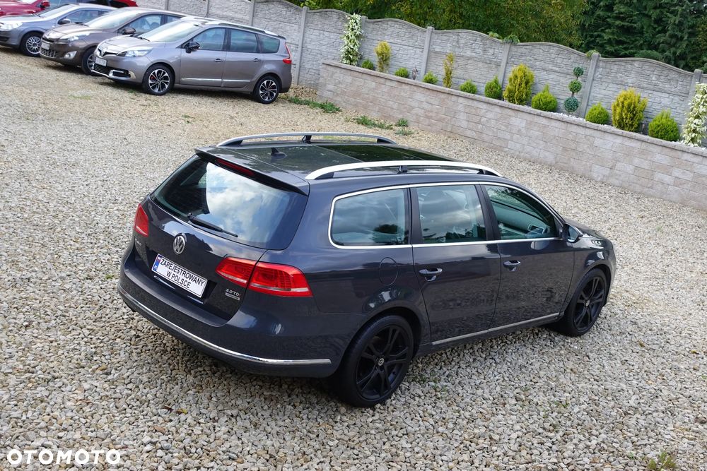 Volkswagen Passat - 9