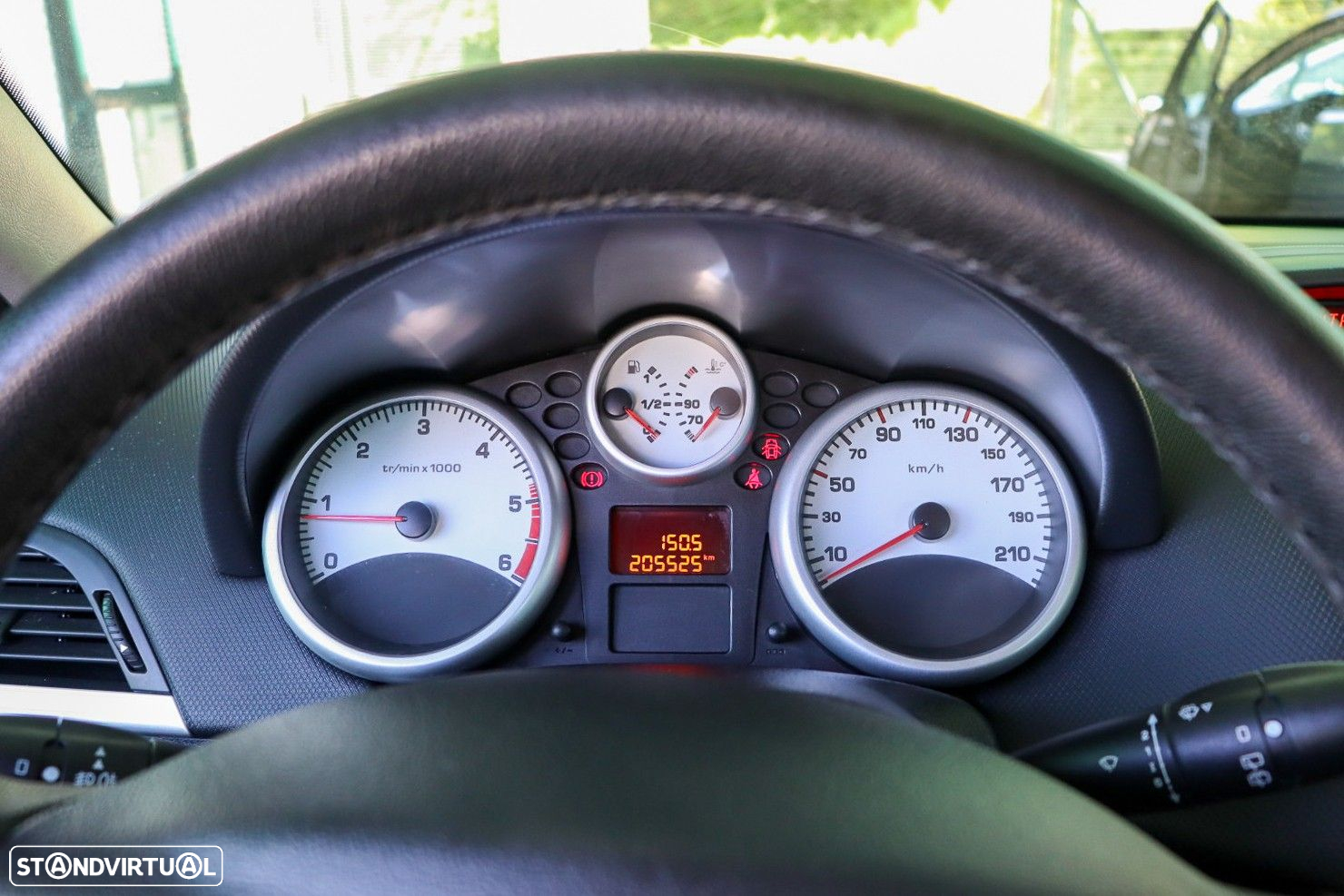 Peugeot 207 1.6 HDi Premium - 12