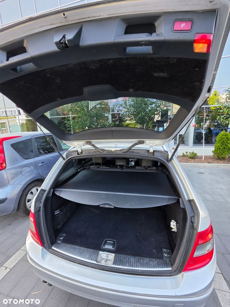 Mercedes-Benz Klasa C 200 CDI BlueEff Avantgarde - 8