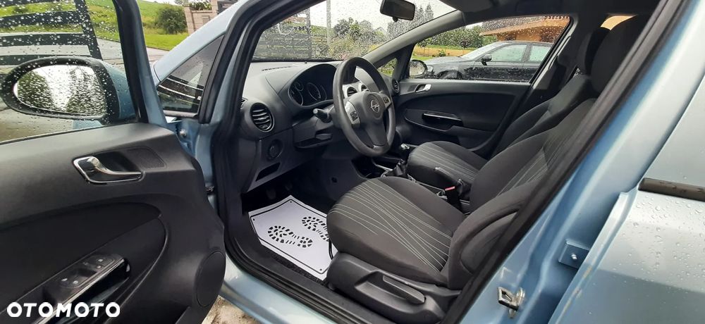 Opel Corsa - 30