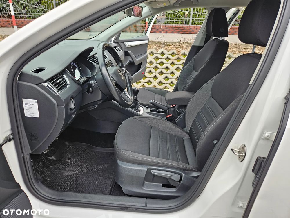 Skoda Octavia 1.6 TDI SCR Ambition - 13