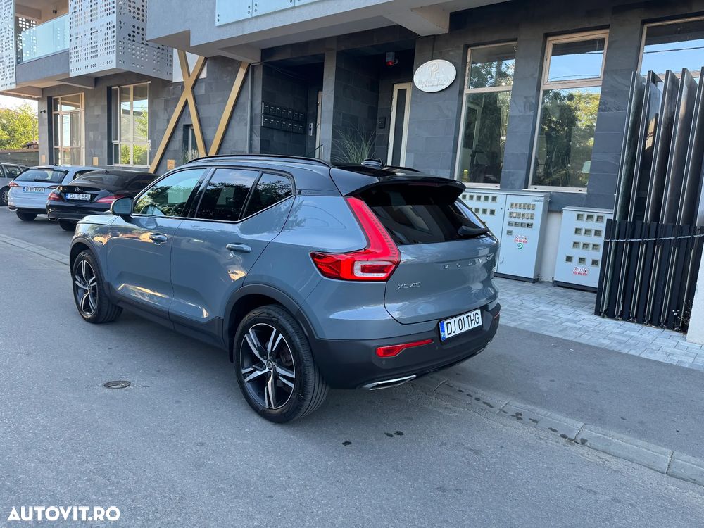 Volvo XC 40 D3 R-Design - 3