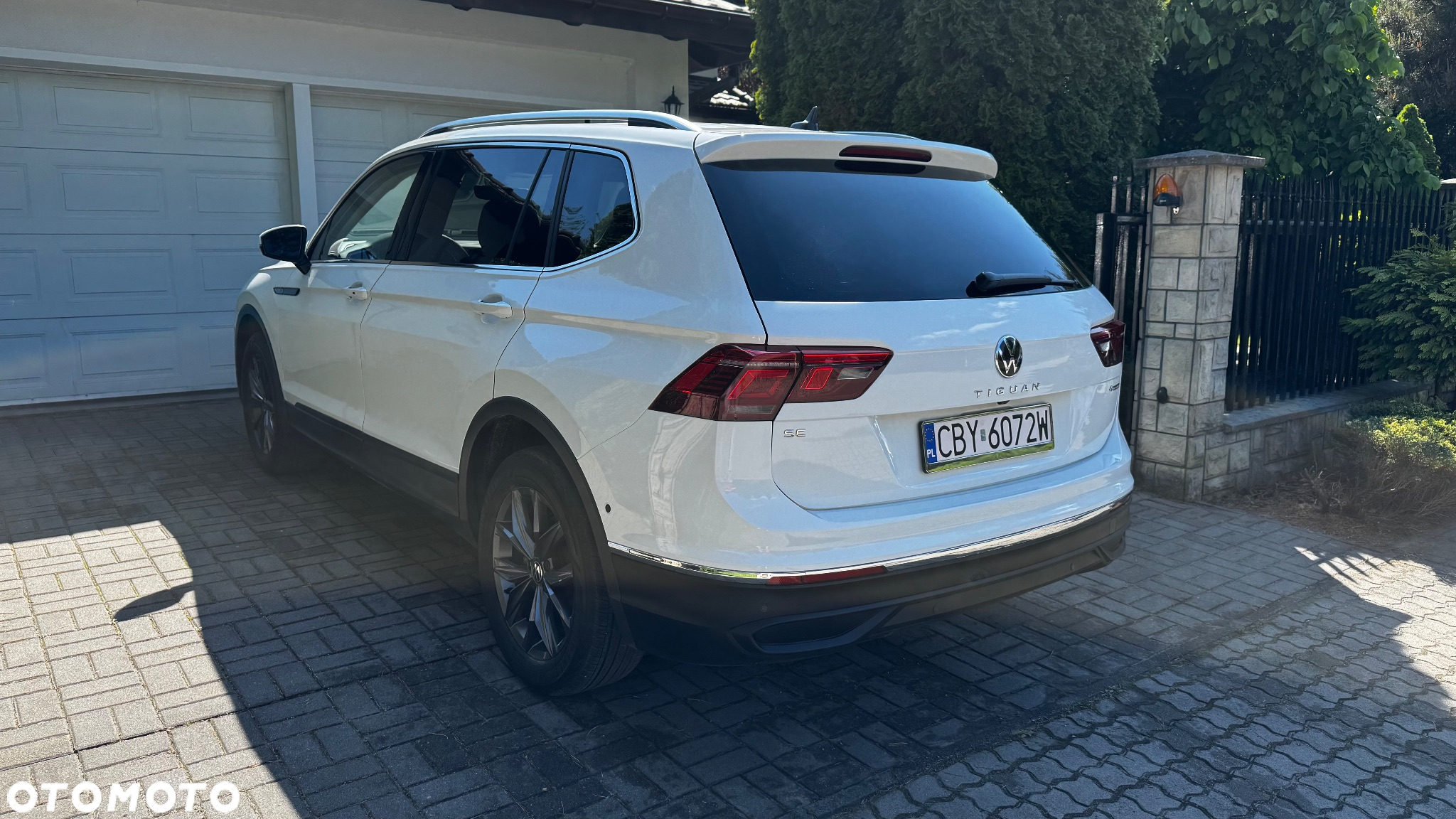 Volkswagen Tiguan 2.0 TSI 4Mot Life DSG - 2