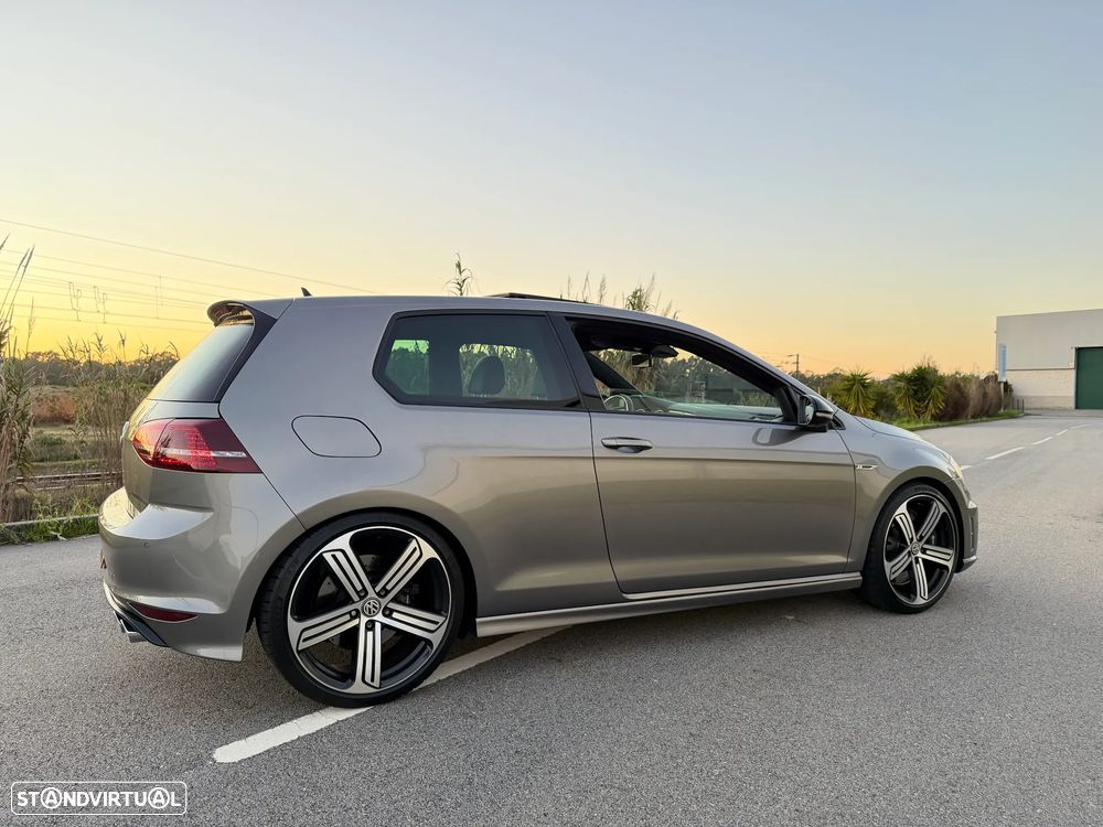 VW Golf R 4Motion BlueMotion DSG - 22