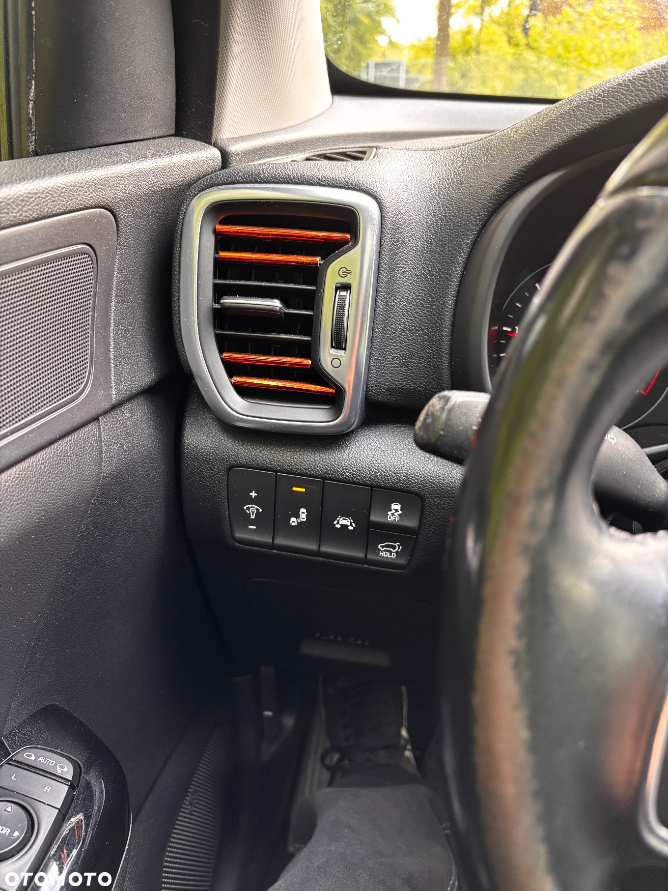 Kia Sportage - 16