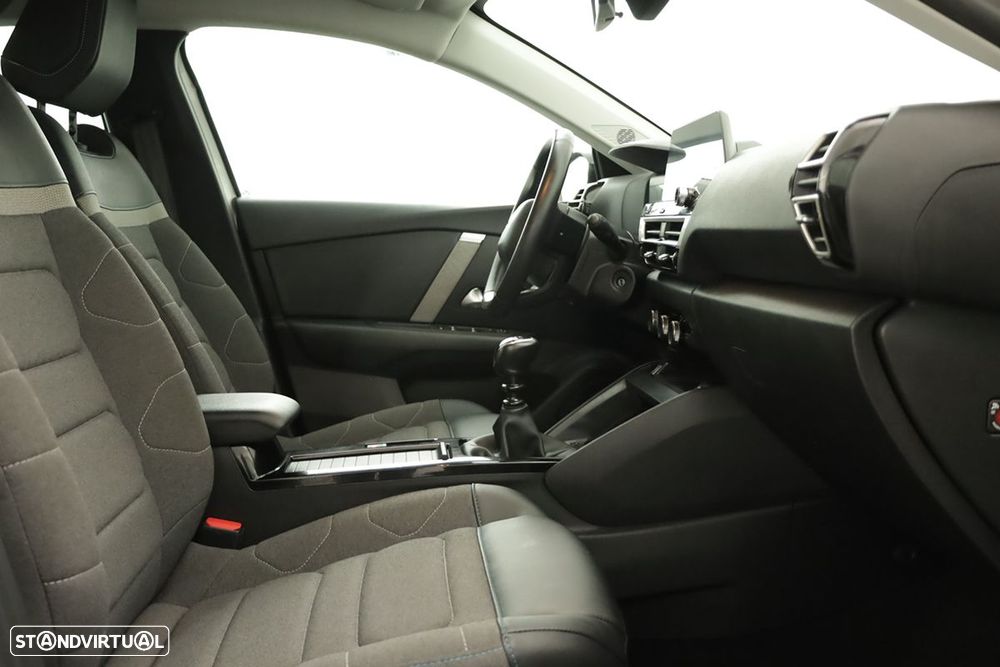Citroën C4 1.2 PureTech Plus - 21