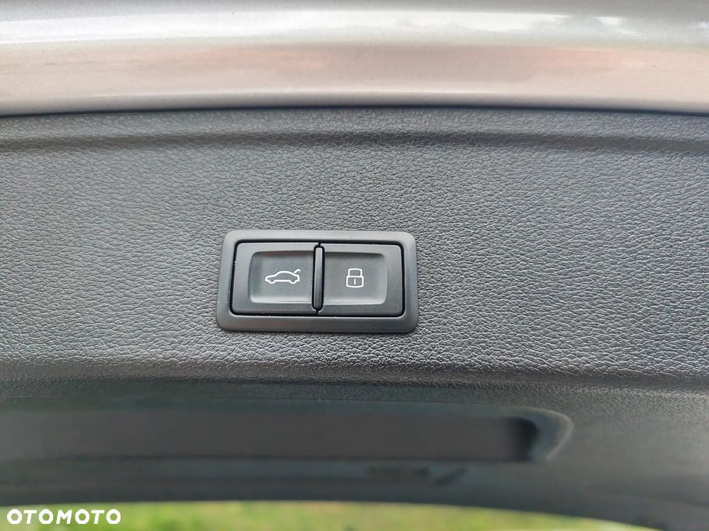 Audi A4 Allroad 2.0 TDI Quattro S tronic - 17