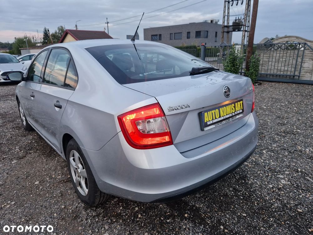 Skoda RAPID - 7