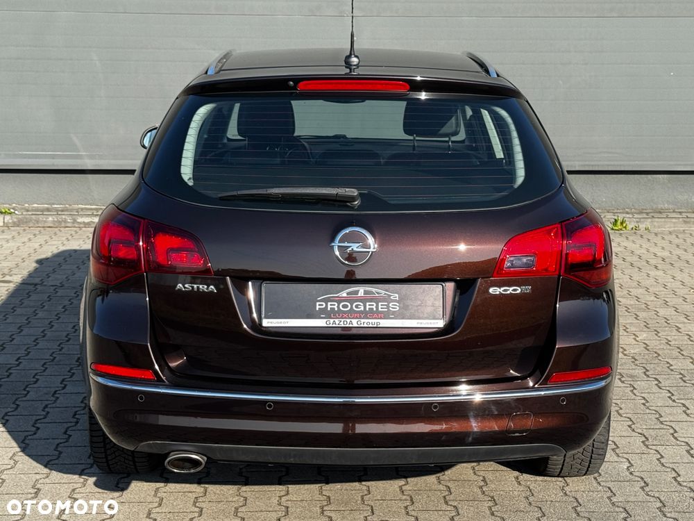 Opel Astra 1.4 Turbo Cosmo - 12