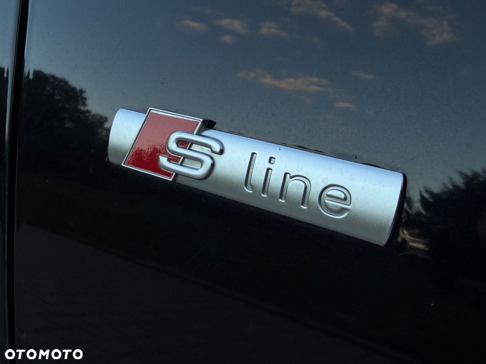Audi A4 Avant 2.0 TDI S tronic - 23