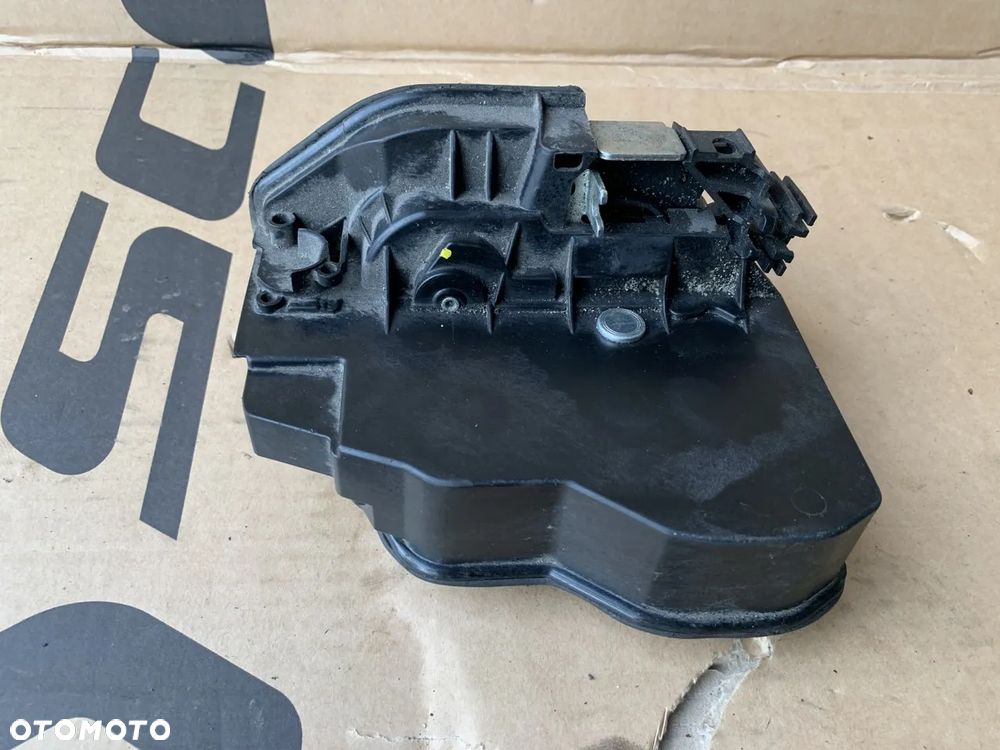 Zamek drzwi lewy tył tylny lewy BMW I E87 7229459 - 3