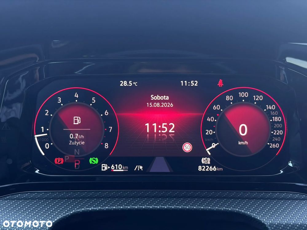 Volkswagen Golf 1.5 eTSI mHEV R-Line DSG - 24