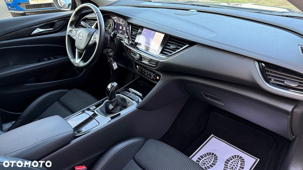 Opel Insignia - 28