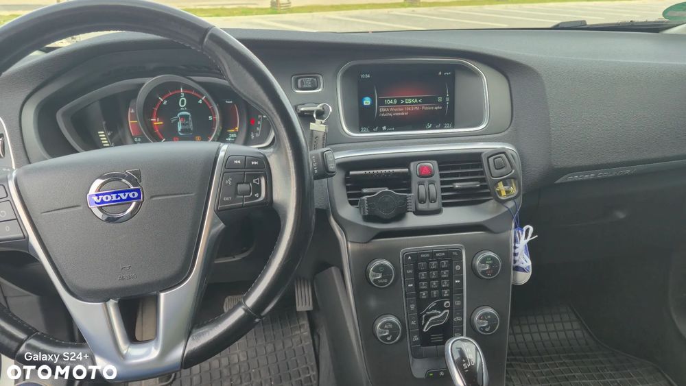 Volvo V40 Cross Country D4 Geartronic Momentum - 16