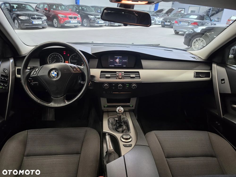 BMW Seria 5 520d Special Edition - 27