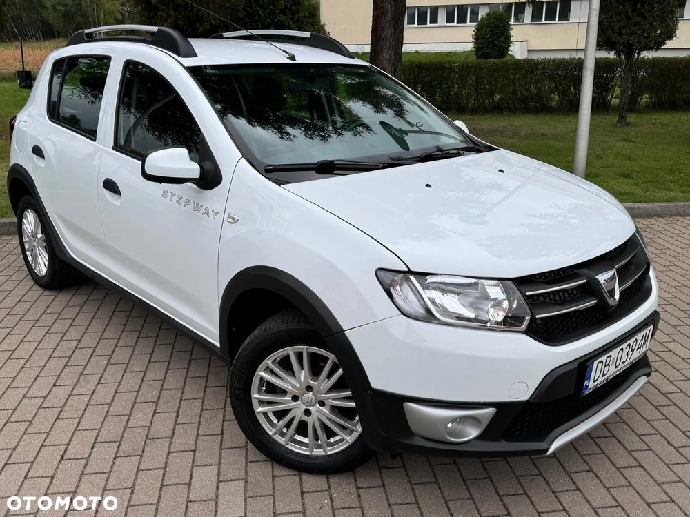 Dacia Sandero 0.9 TCe SL Celebration S&S EU6 - 10