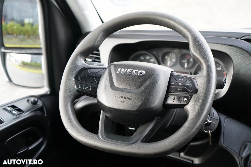 Iveco DAILY 35-140 / BASCULATOR / CU TRACȚIE MÂNĂ / DOUĂ TRACȚII / MANUAL / 6 LOCURI / - 28
