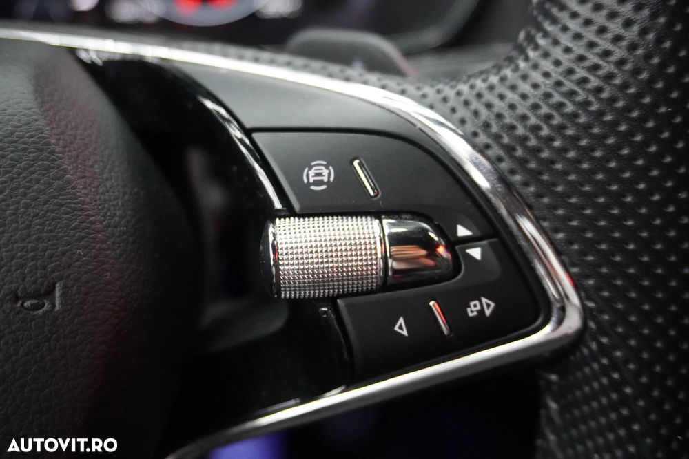 Skoda Octavia RS 2.0 TSI DSG - 15