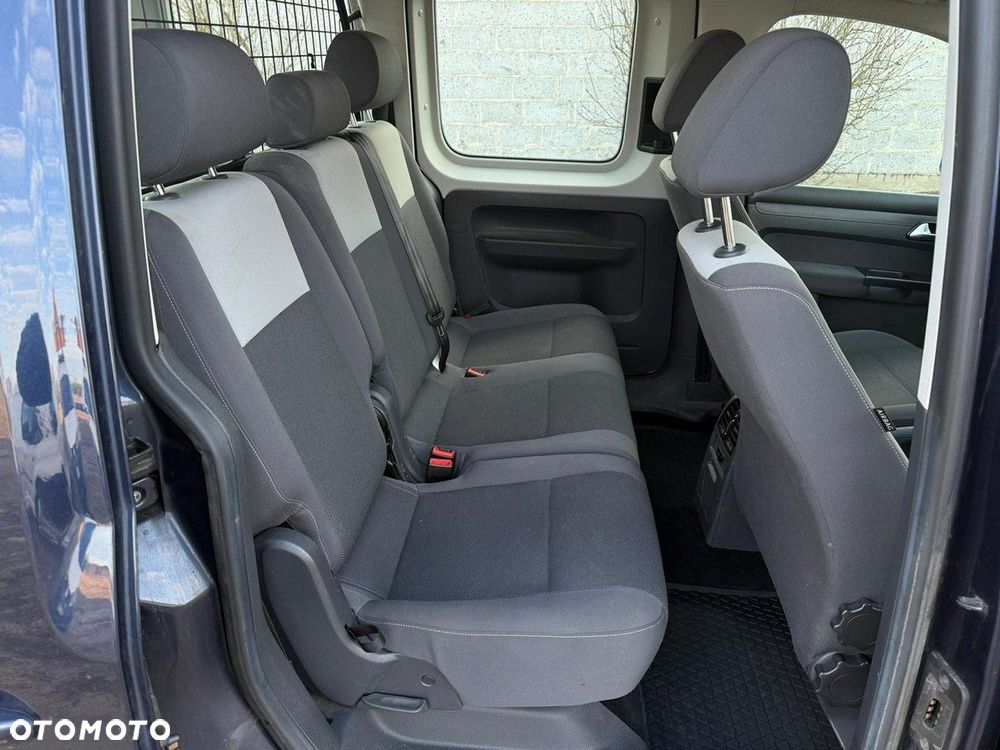 Volkswagen Caddy - 10