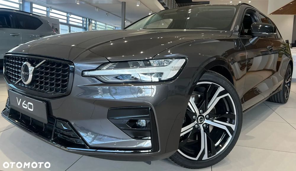 Volvo V60 B4 B DKG Ultimate Dark - 3