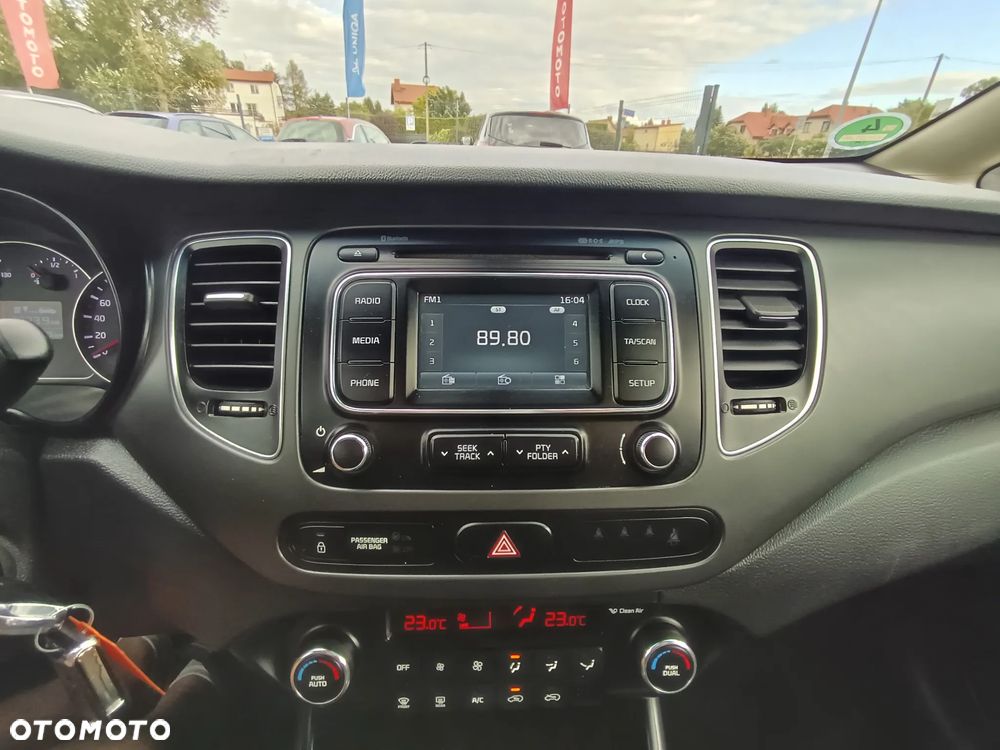 Kia Carens 1.6 GDI Dream Team Edition - 20