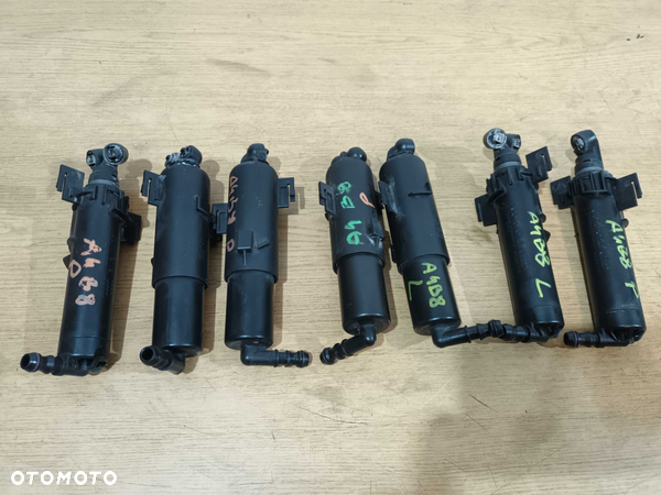 Spryskiwacz lampy reflektora xenon AUDI A4 B8 przed lift prawy lewy