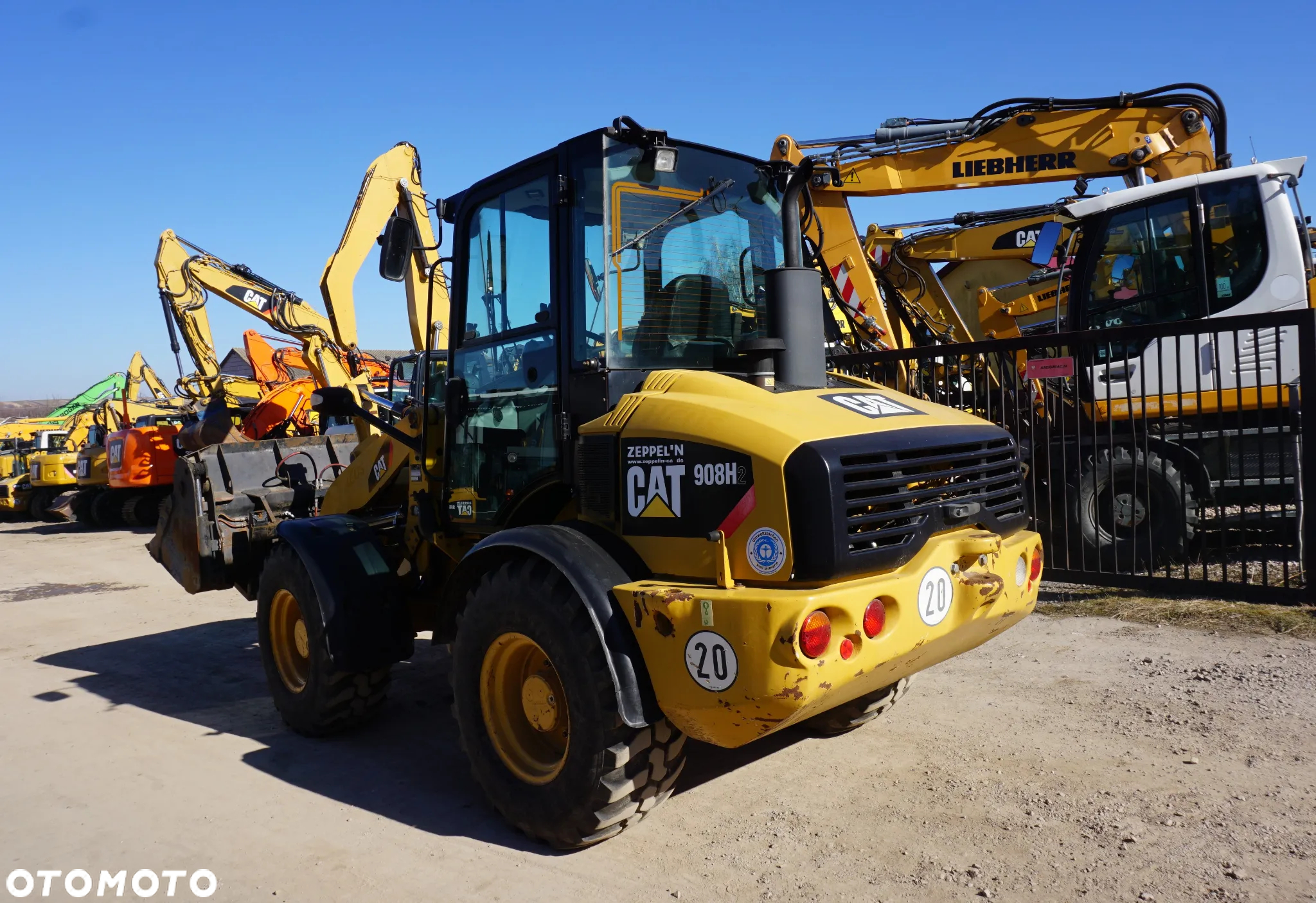Caterpillar CAT 908 H2 - 5