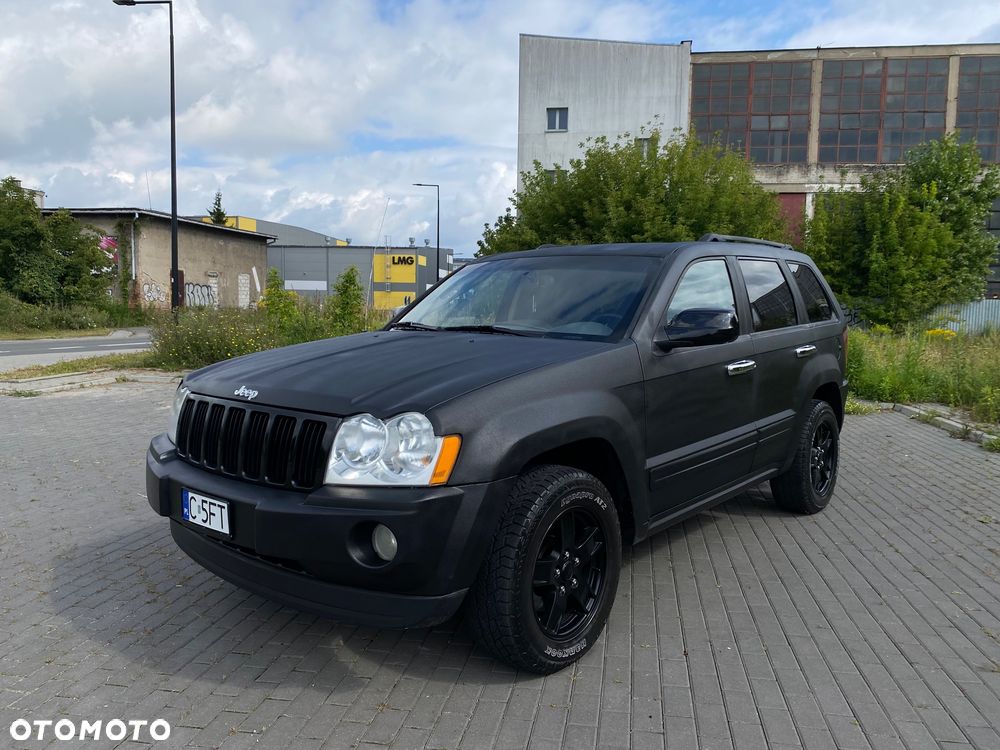 Jeep Grand Cherokee - 1