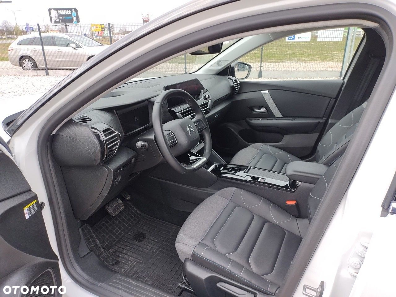 Citroën C4 1.2 PureTech Max S&S EAT8 - 9