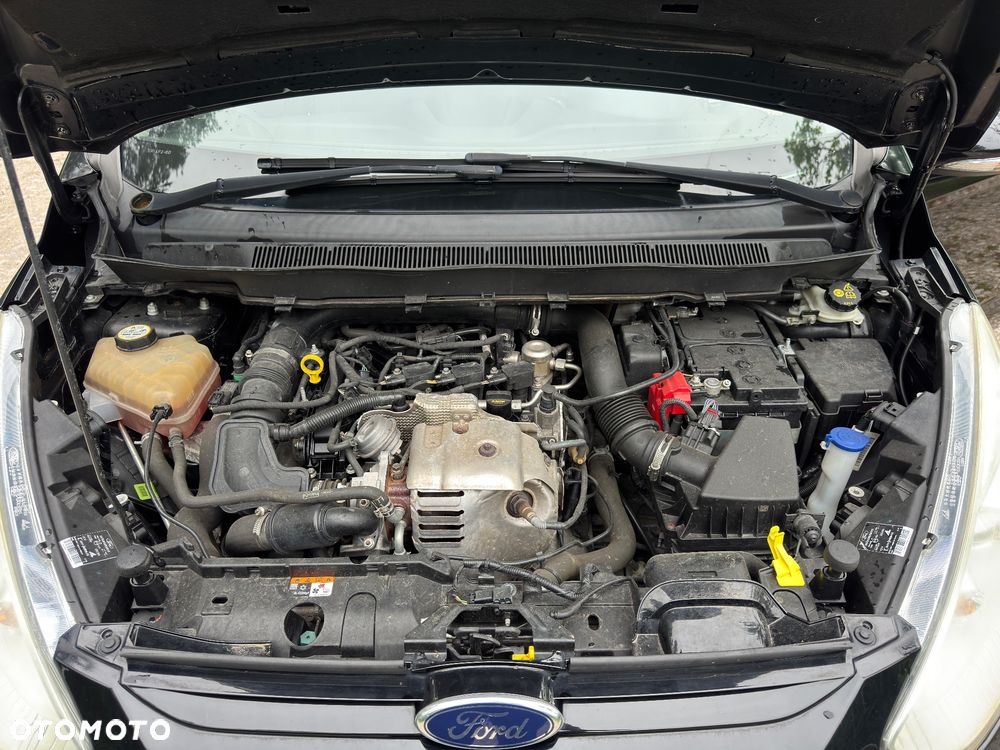 Ford B-MAX - 17