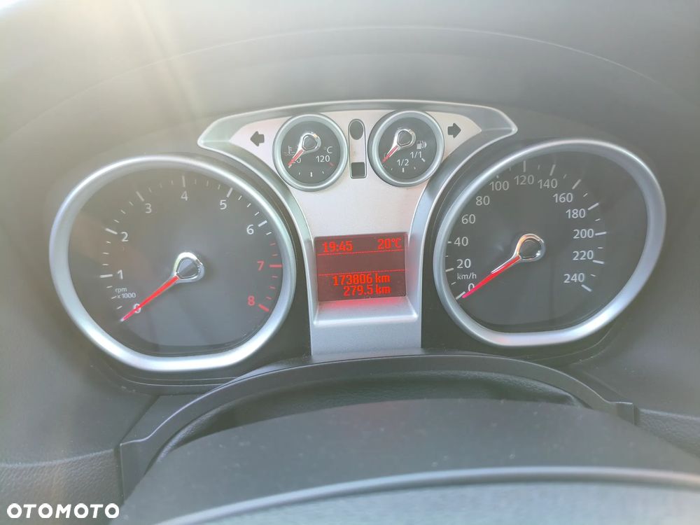 Ford Focus 1.6 Ambiente EU5 - 15