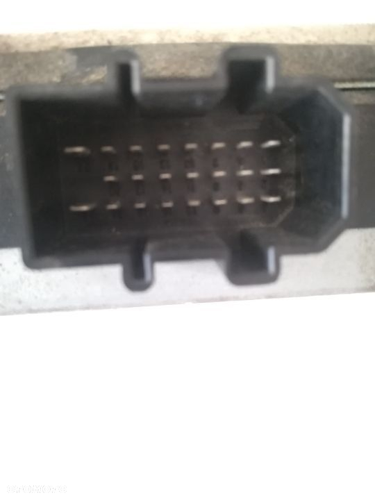 WZMACNIACZ AUDIO AUDI A4 B7 8E9035223 - 2
