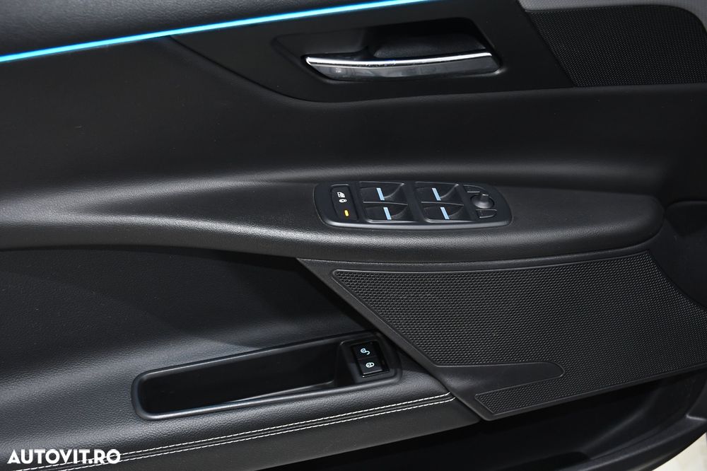 Jaguar XE 20d AWD Aut. R-Sport - 24