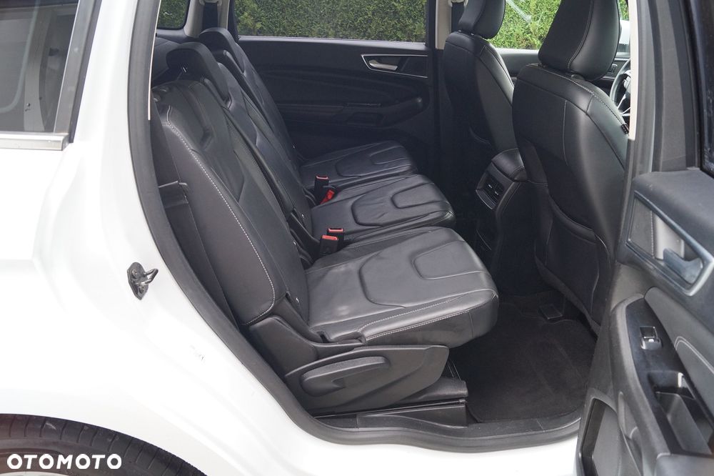 Ford S-Max 2.0 EcoBoost Titanium - 29