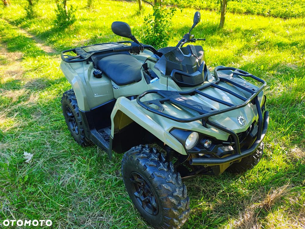 Can-Am Outlander - 1