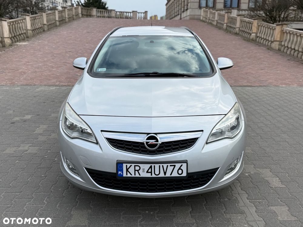 Opel Astra 1.4 T Cosmo - 2