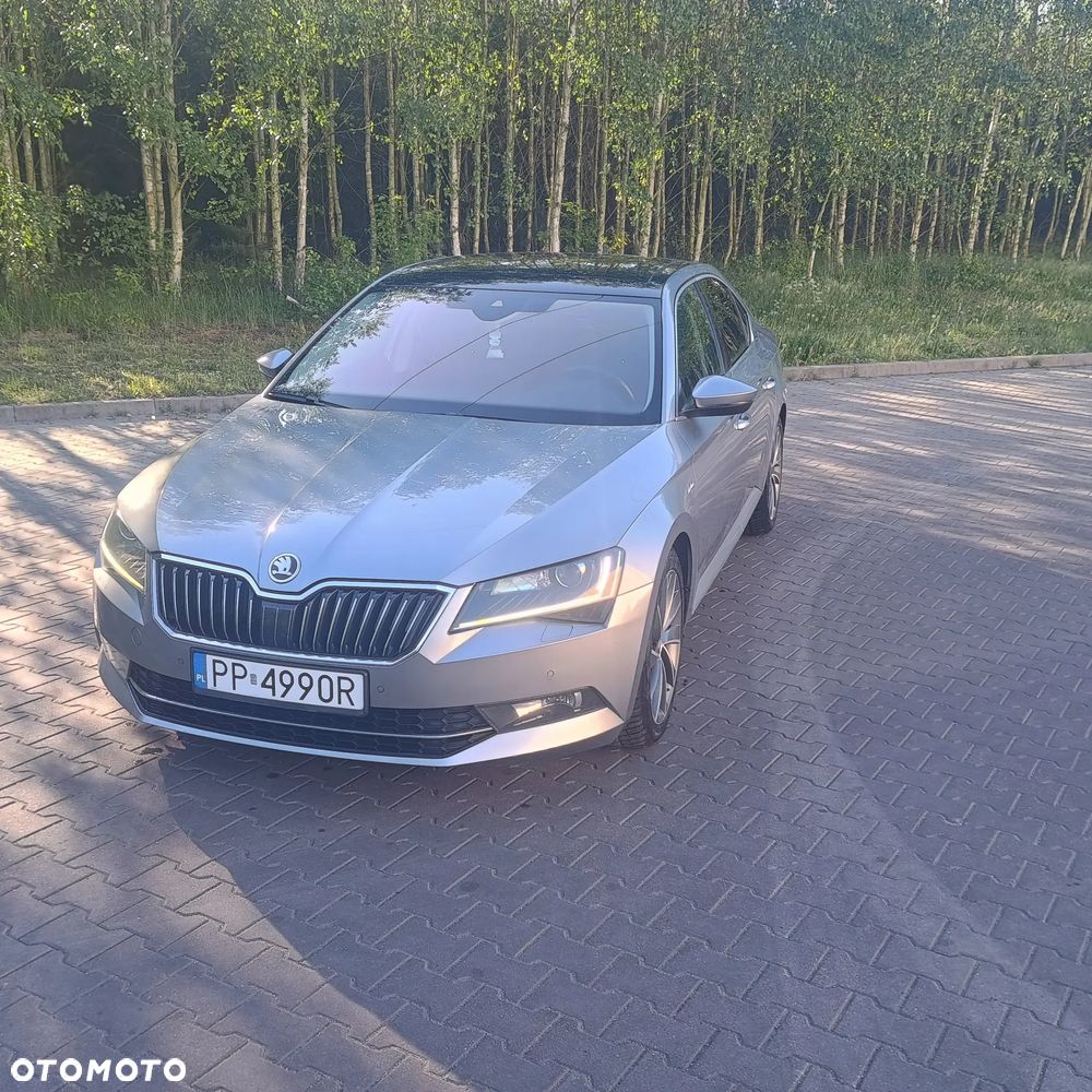 Skoda Superb 2.0 TDI SCR 4x4 L&K DSG - 2