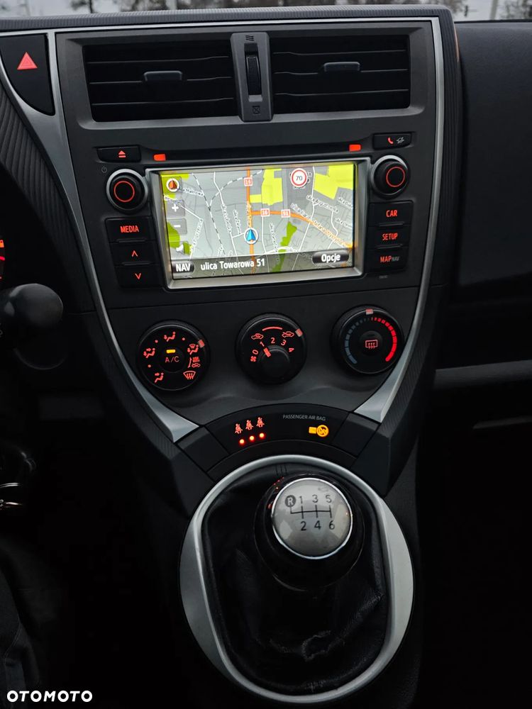 Toyota Verso S 1.33 VVT-i Life - 17