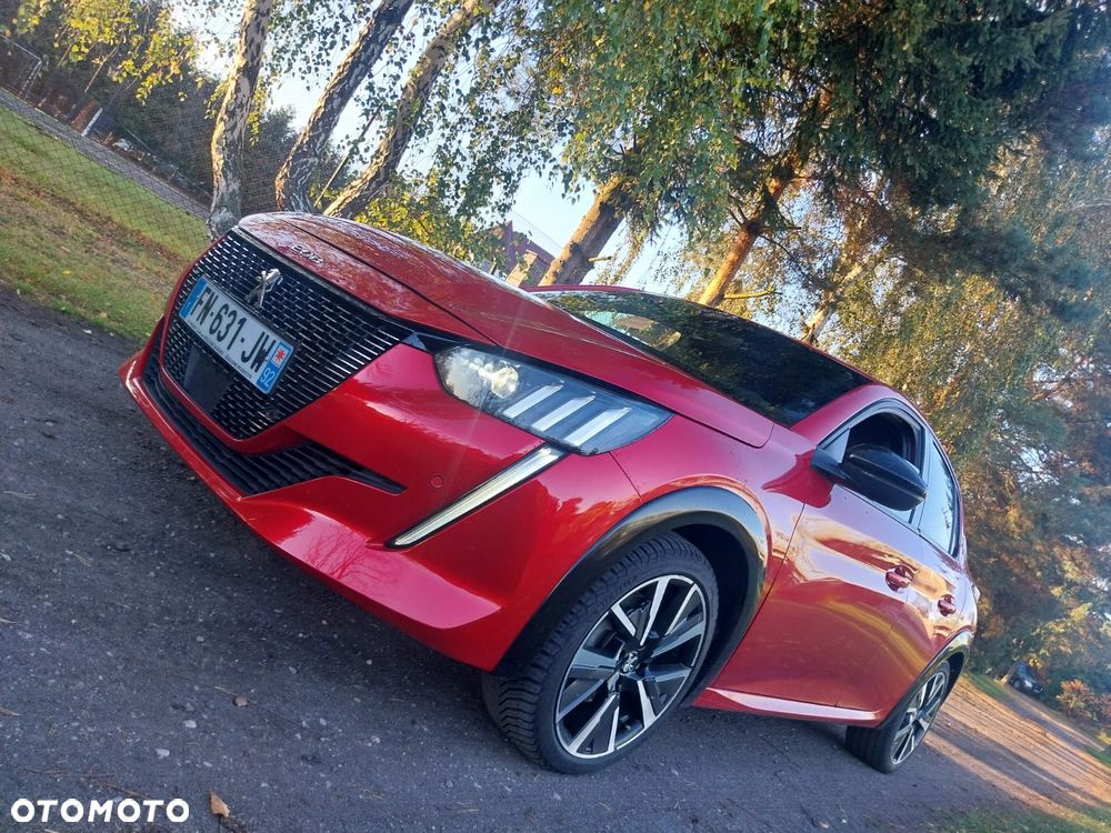 Peugeot 208 PureTech 130 EAT8 GT Pack - 6